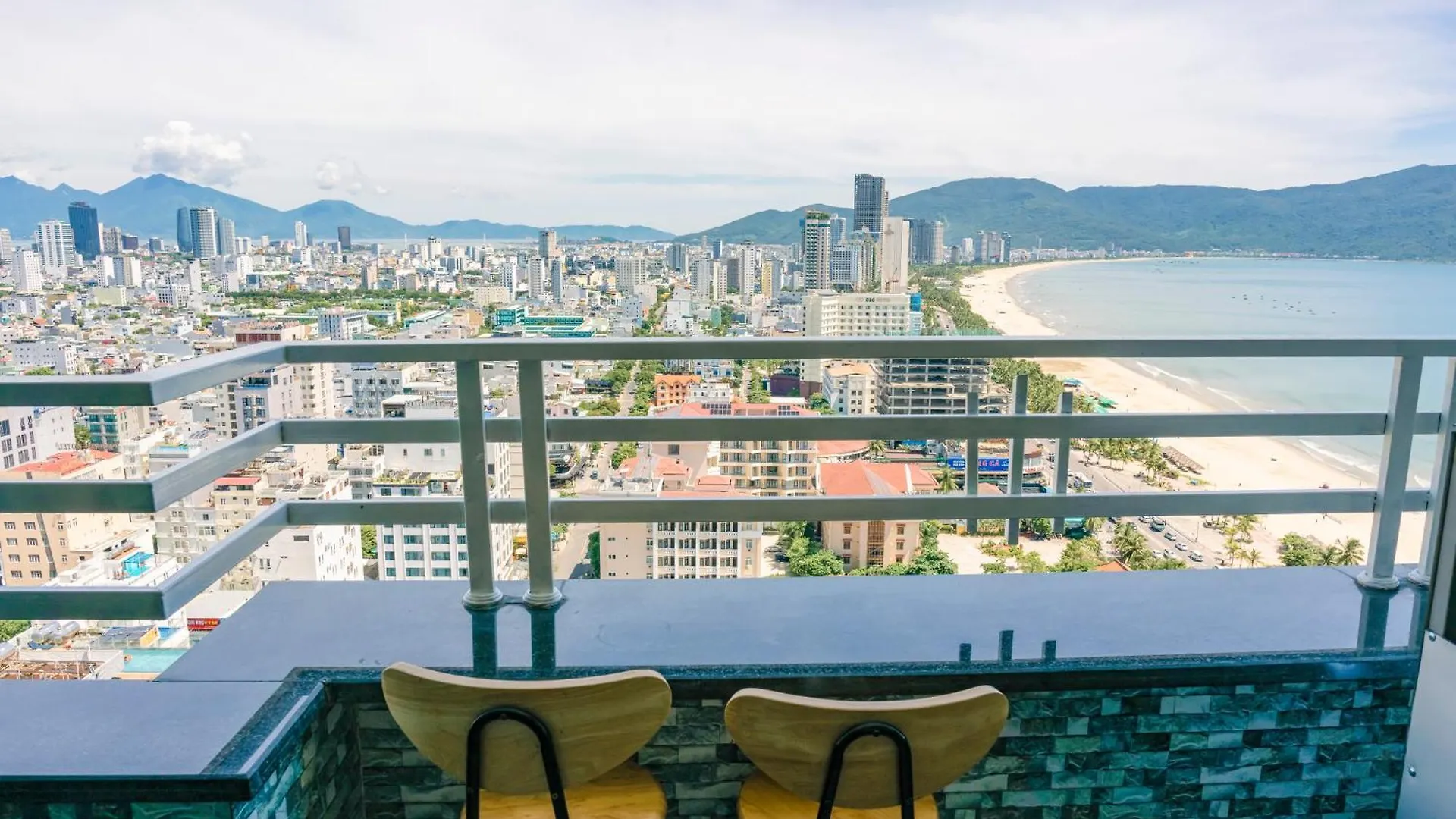 Song Apartment - Seaside Retreat Da Nang 0*,