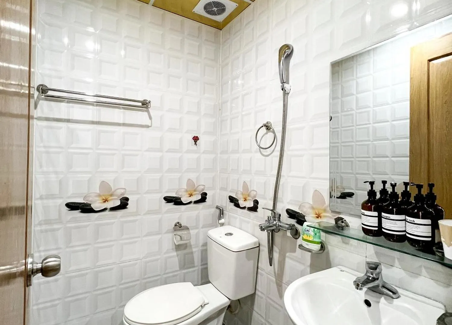 Song Apartment - Seaside Retreat Da Nang Vietnam